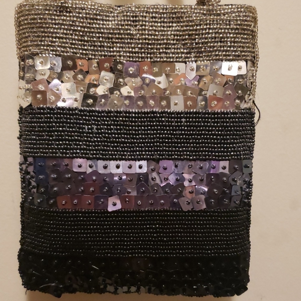 Purse - Picture 2 of 6